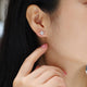 Boucles d'Oreilles Clou Trèfle en Argent S925 Plaqué Or - Moissanite D-VVS1 - Soin & GrâceSoin & GrâceA paire4089b3195286f55512650d475442976