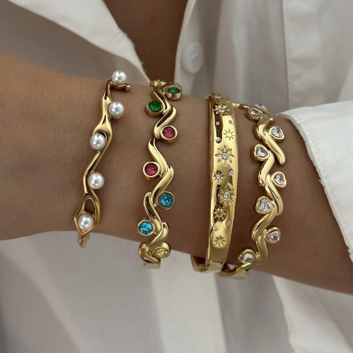 Bracelet Acier Inoxydable Torsadé Motif Serpent - Style Rétro - Soin & GrâceSoin & GrâceBR26Y0314 16360b8cf92217f82376b00a99fc367b0