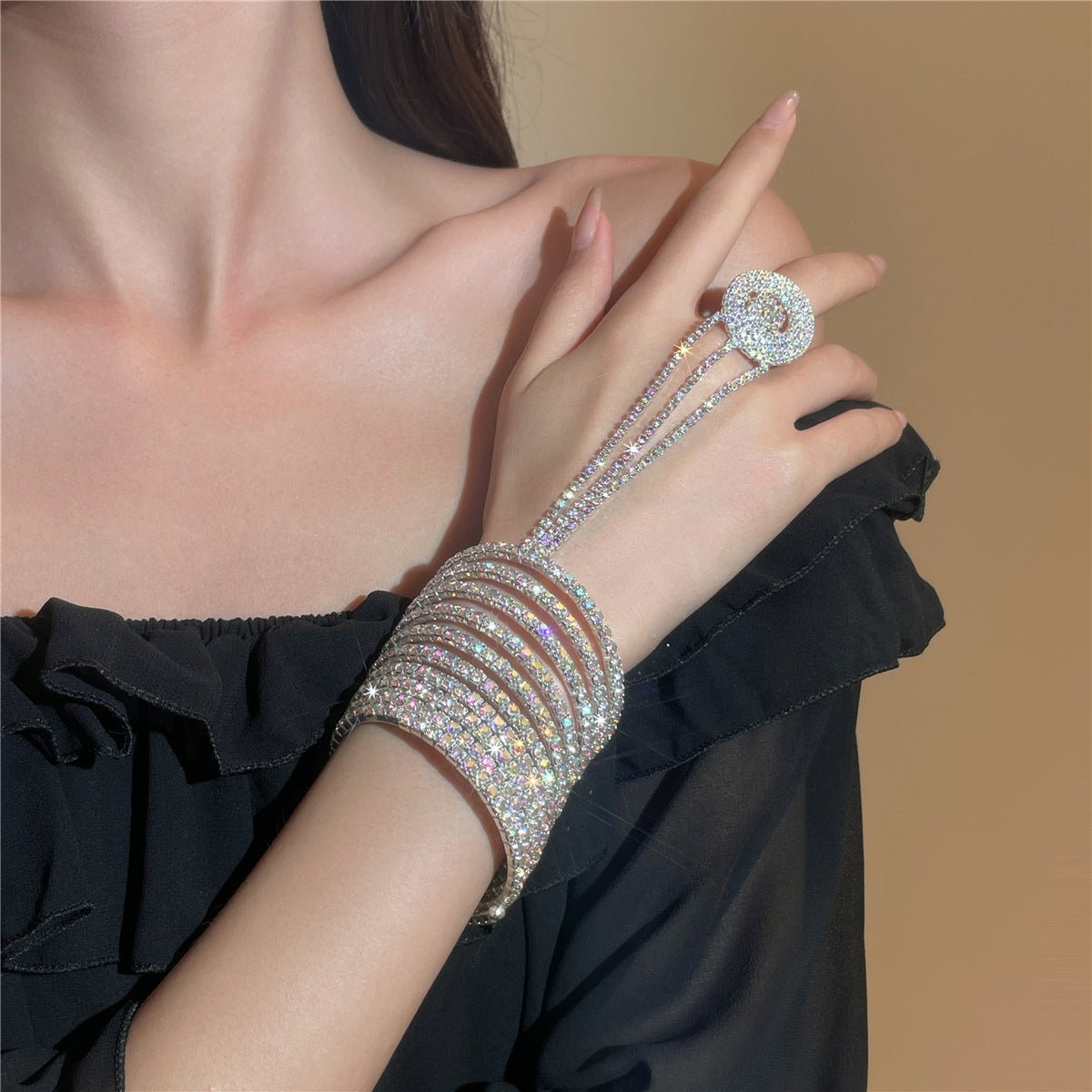 Bracelet Strass Scintillant - Danse Latine, Ballroom & Danse du Ventre - Soin & GrâceSoin & GrâceDTB3995021SWAB73c5659918f36d0913d4880b27c5071b