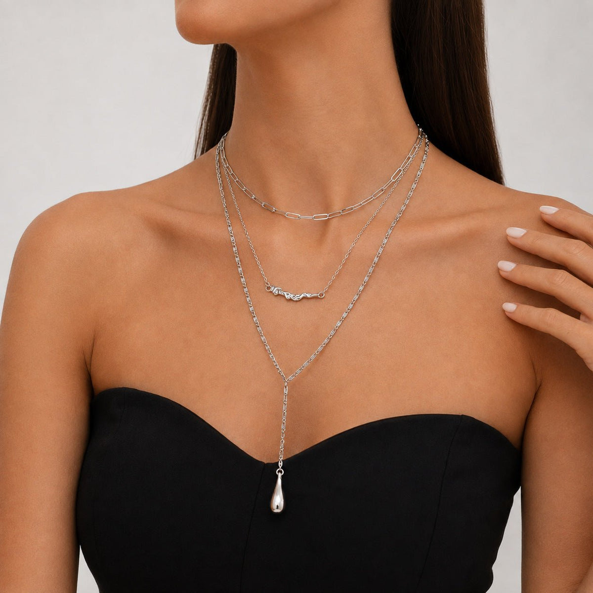 Collier Multi-Rangs Superposables Pendentif Larme Métal Liquide - Soin & GrâceSoin & GrâceStyle 1d63606e434425da7384f9fc41972f203
